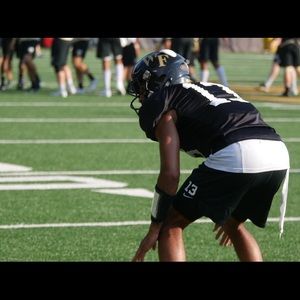 Meet your Posher, Devonta